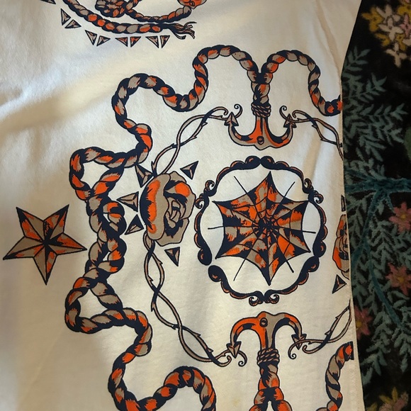 Alexander McQueen White Tee with Orange and Black Design - Picture 3 of 4